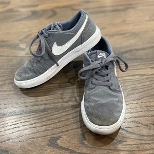 NIKE SB Portmore